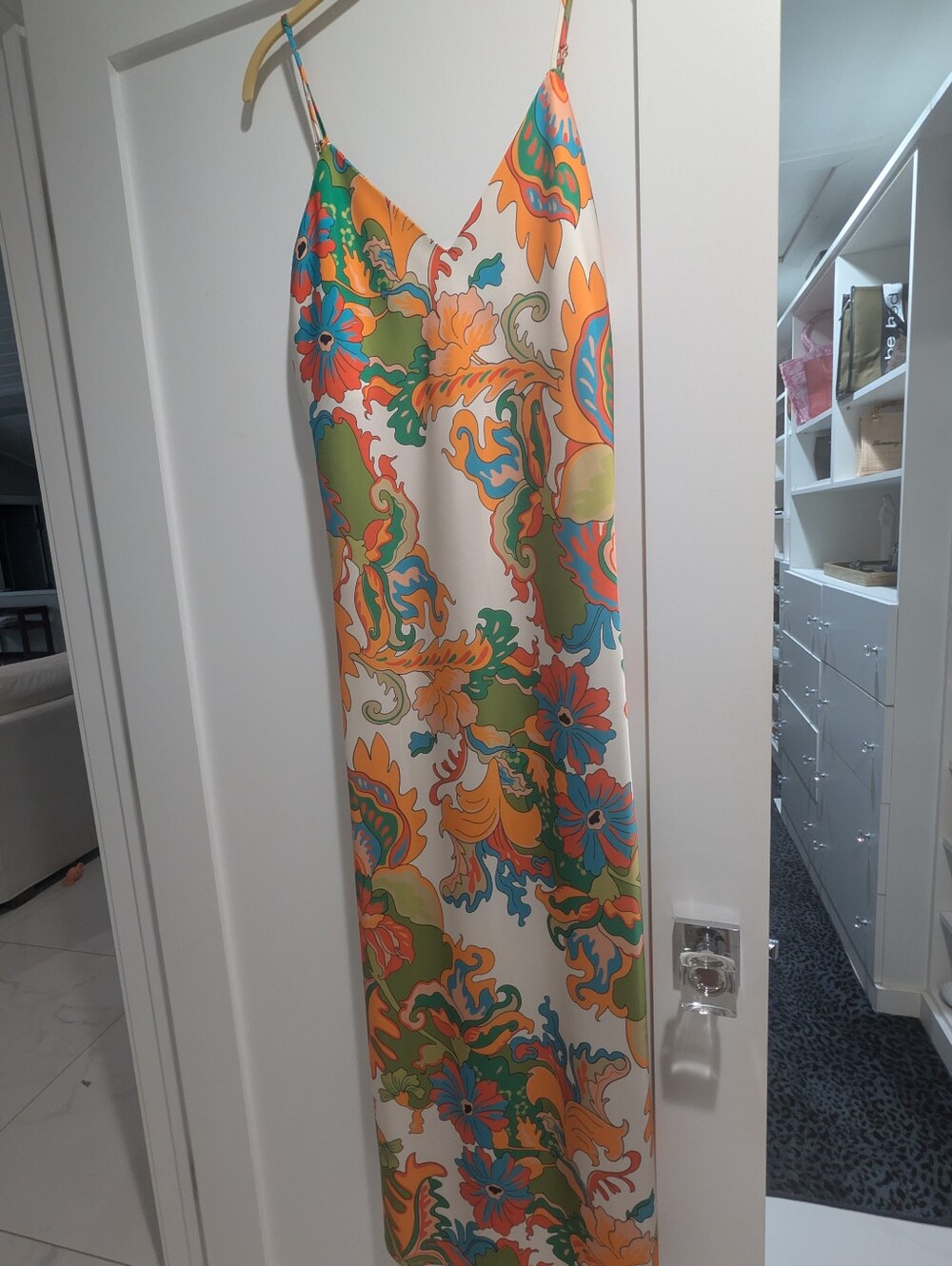 NWOT Gianni Bini Multicolor Floral Slip Dress in Cream, Orange, Green, BlueoT